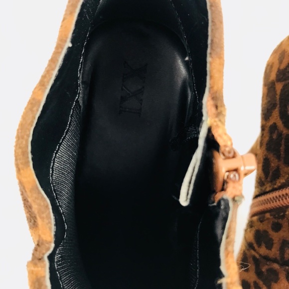 💕 XXI Leopard Ankle Bootie Heels - Picture 5 of 8